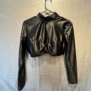 Women’s black top - small